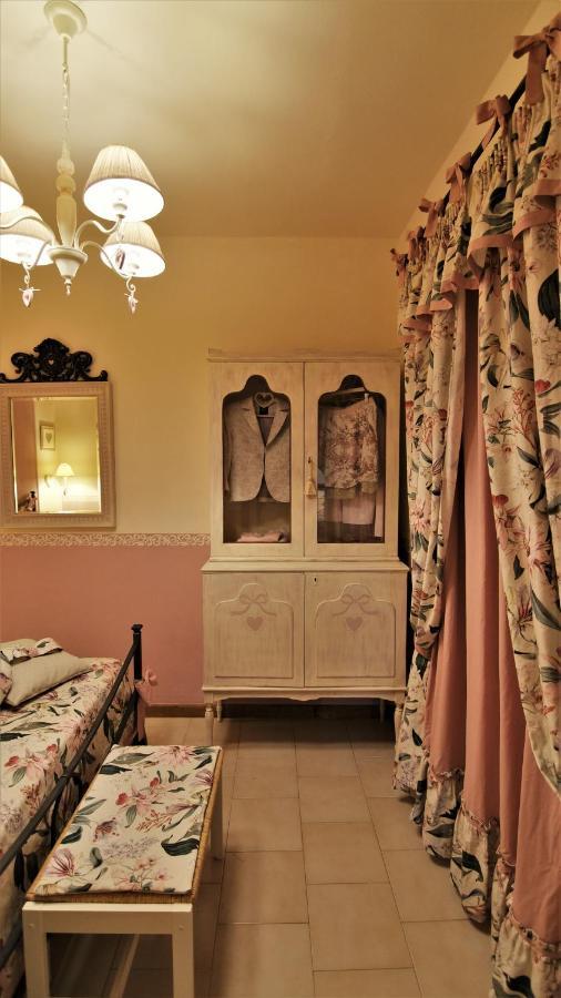 La Casina Dei Cuori Di Nonna Miglia Pallerone Exterior foto