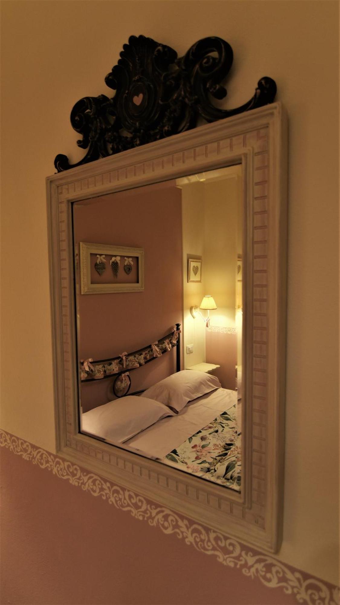 La Casina Dei Cuori Di Nonna Miglia Pallerone Exterior foto
