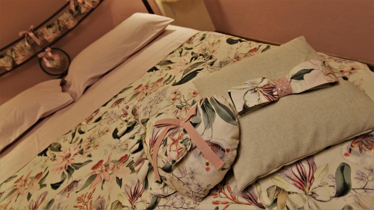 La Casina Dei Cuori Di Nonna Miglia Pallerone Exterior foto